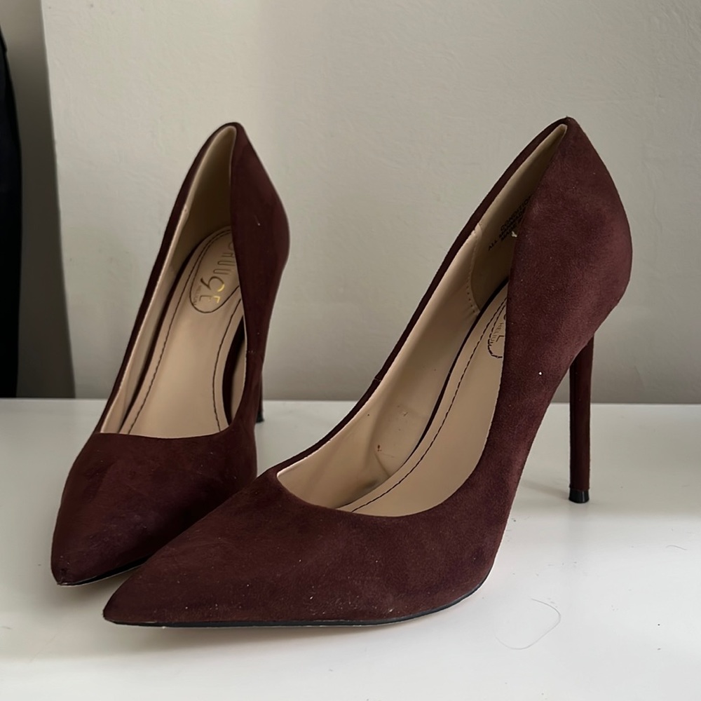 Dark Brown Rouge Helium Faux Suede Pumps Size 9